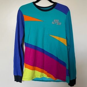 Size SMALL NIKE Long Sleeve Throwback Shirt